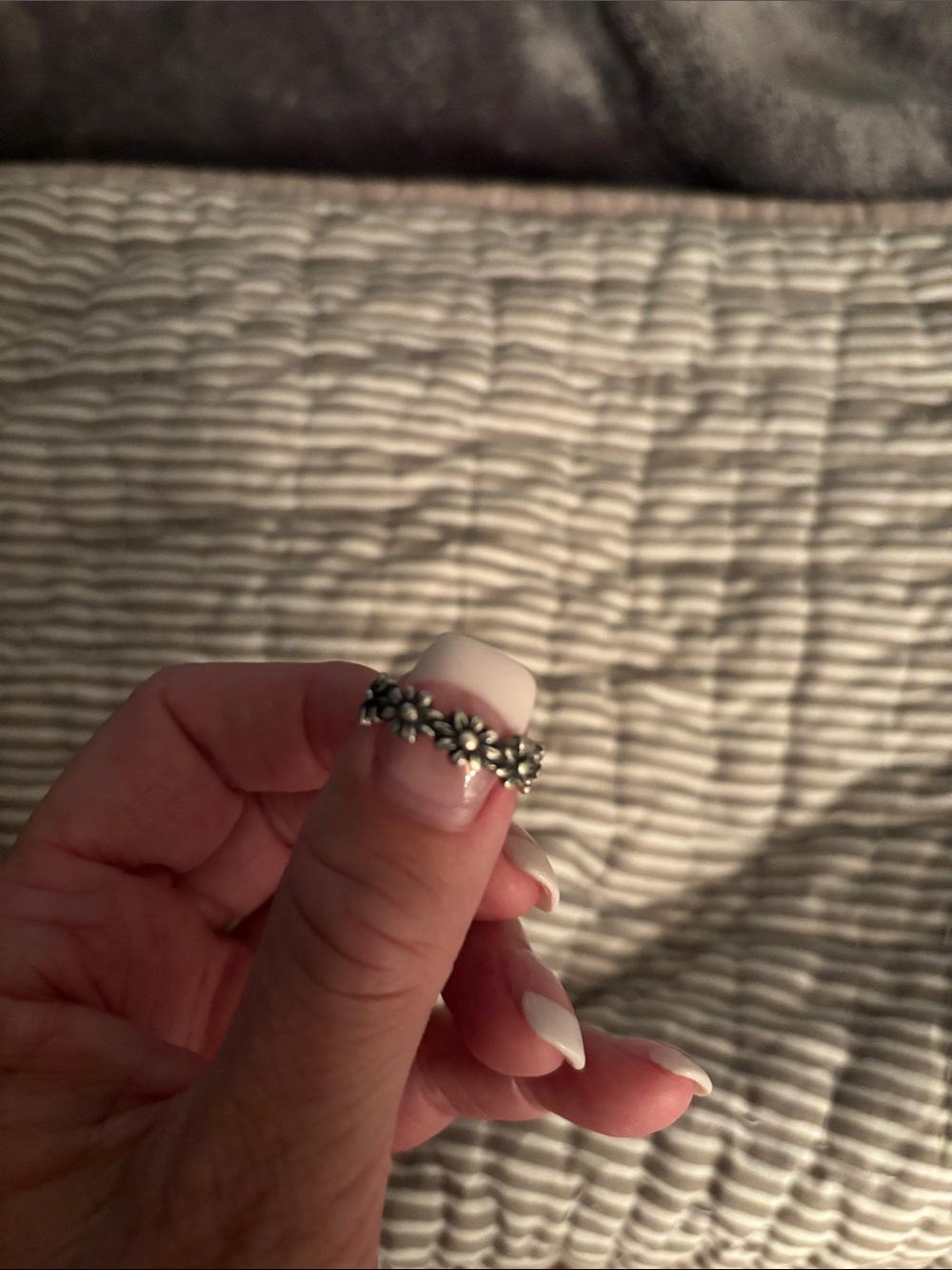 James Avery Floral Daisy Ring in Silver - Picture 2 of 3
